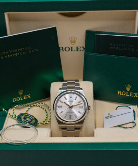Rolex Oyster Perpetual 41 Ref. 124300 Sølv tallskive Som ny